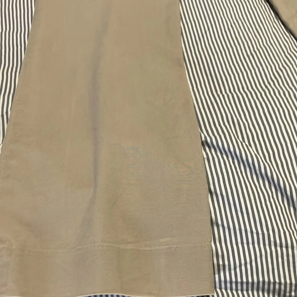 Banana Republic woman’s Ryan fit cotton pants - Picture 4 of 5